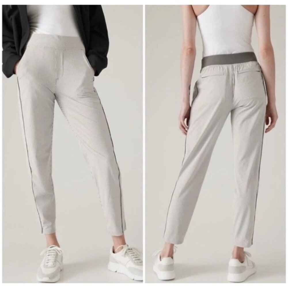 Athleta Brooklyn Ankle Pant Size 8 Gray & White Striped Polyester/Spandex Womens